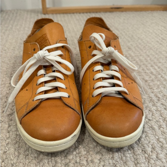 limited edition cowhide Adidas Stand Smith - Picture 1 of 4